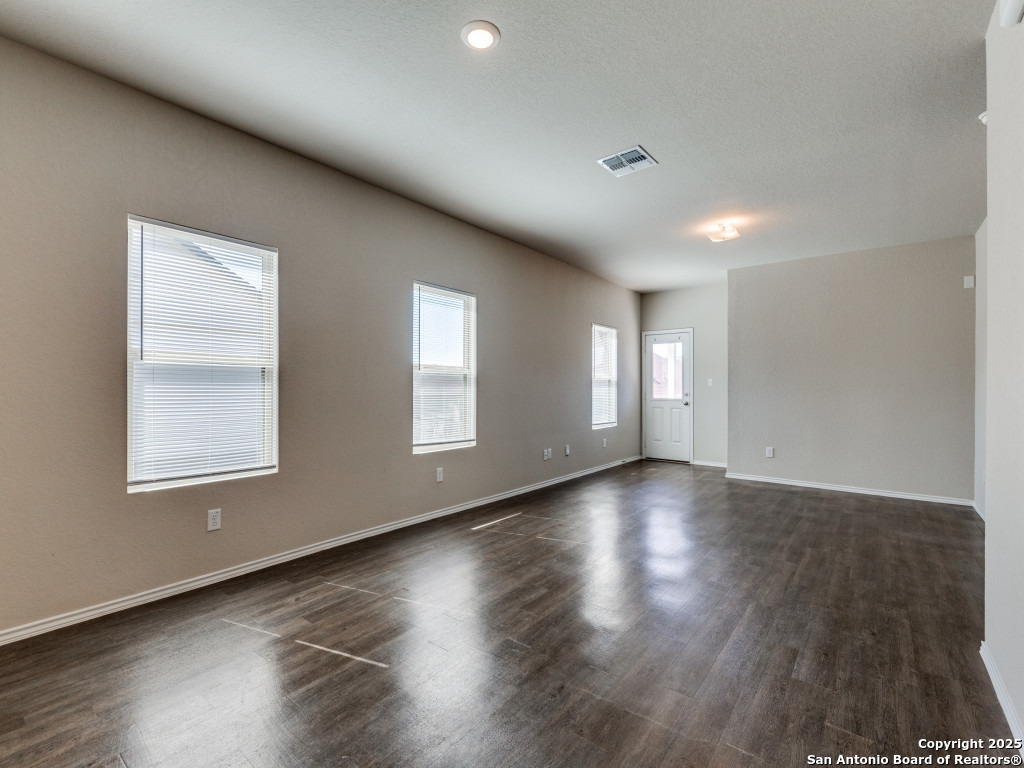 320 Saddle Leaf Cibolo TX 78108