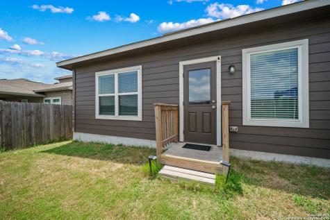 9119 Portobello Way Converse TX 78109