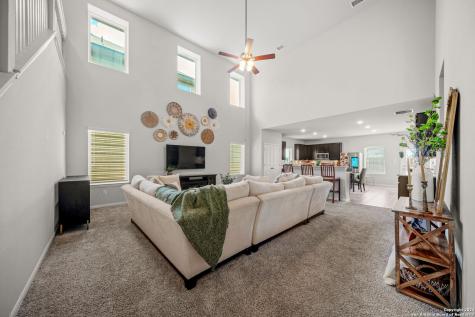 9119 Portobello Way Converse TX 78109