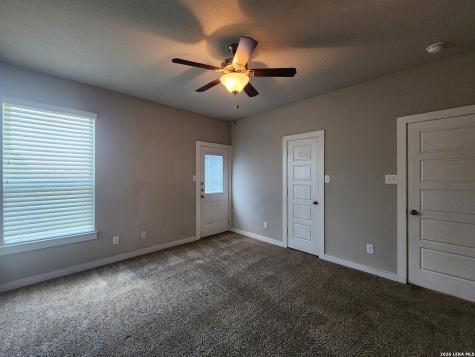 1143 Creekside Orchard New Braunfels TX 78130