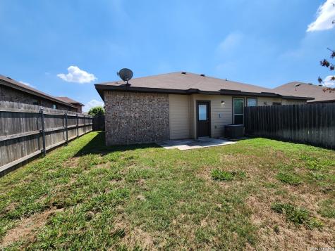 1143 Creekside Orchard New Braunfels TX 78130