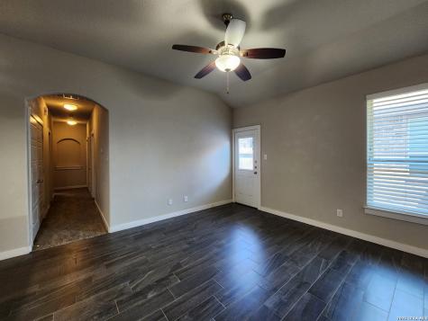 1143 Creekside Orchard New Braunfels TX 78130