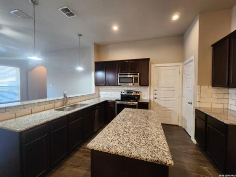 1143 Creekside Orchard New Braunfels TX 78130