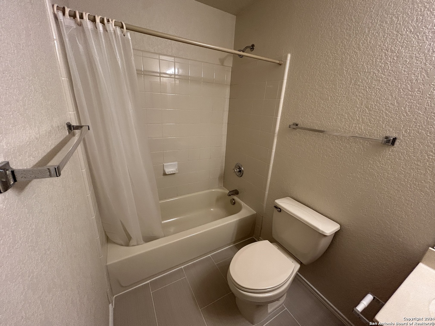 123 Adelaide Oaks San Antonio TX 78249