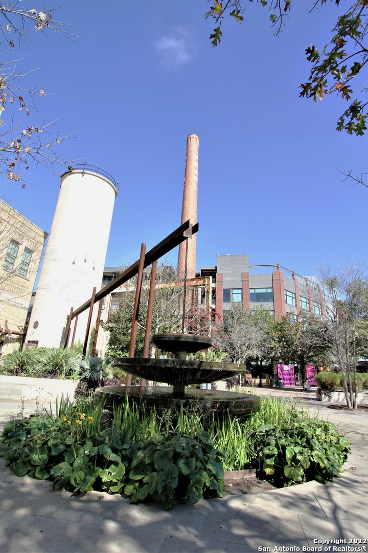 808 E Carson Street San Antonio TX 78208