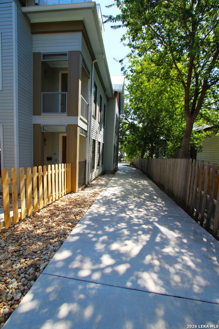 808 E Carson Street San Antonio TX 78208