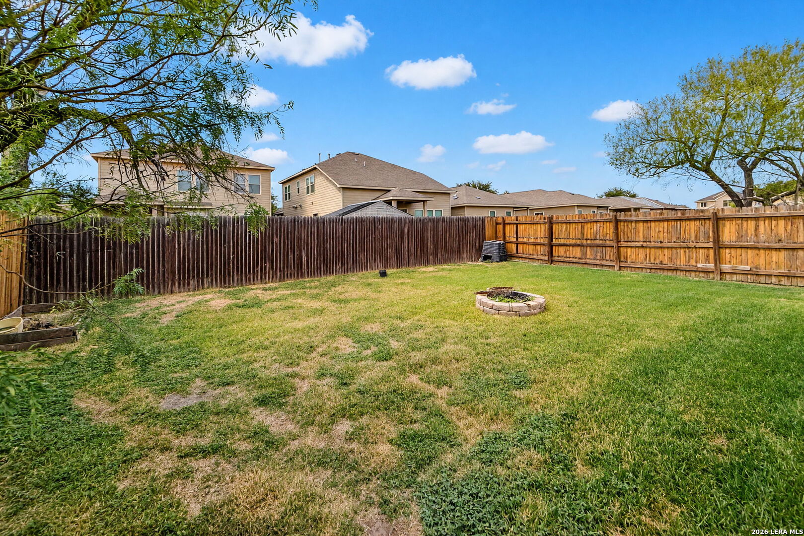 9127 Hogarten Park Converse TX 78109