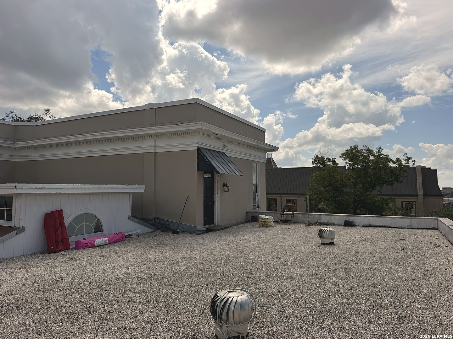 518 W French Place San Antonio TX 78212