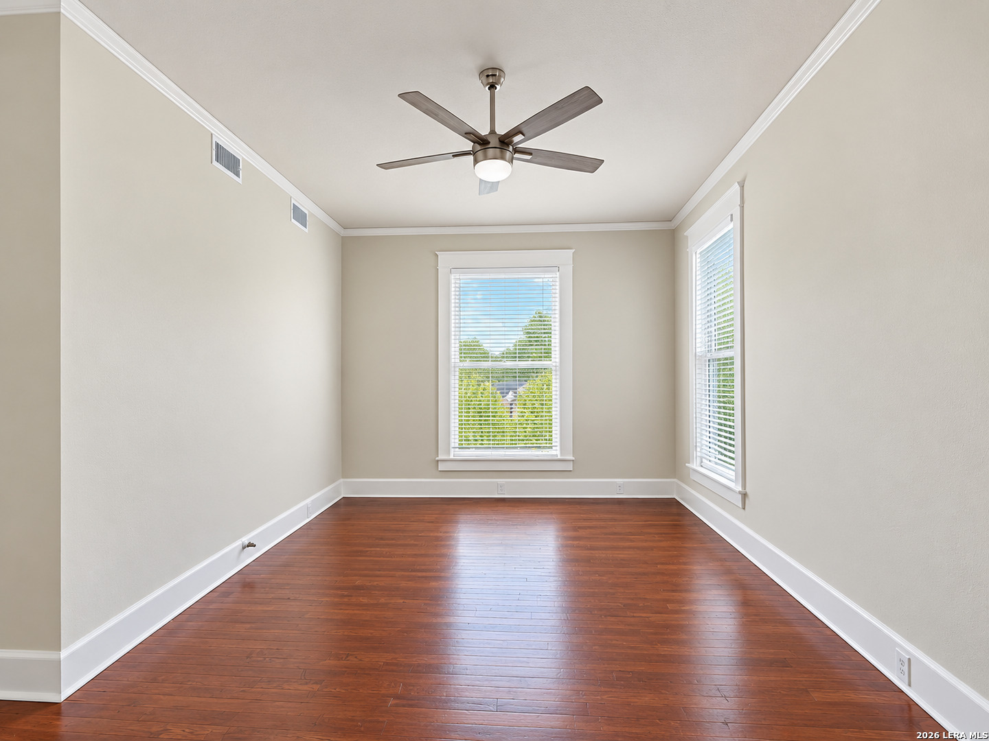 518 W French Place San Antonio TX 78212