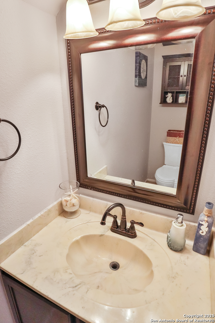 1703 Desert Willow San Antonio TX 78227