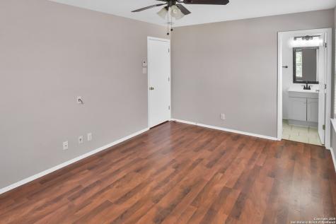 1703 Desert Willow San Antonio TX 78227