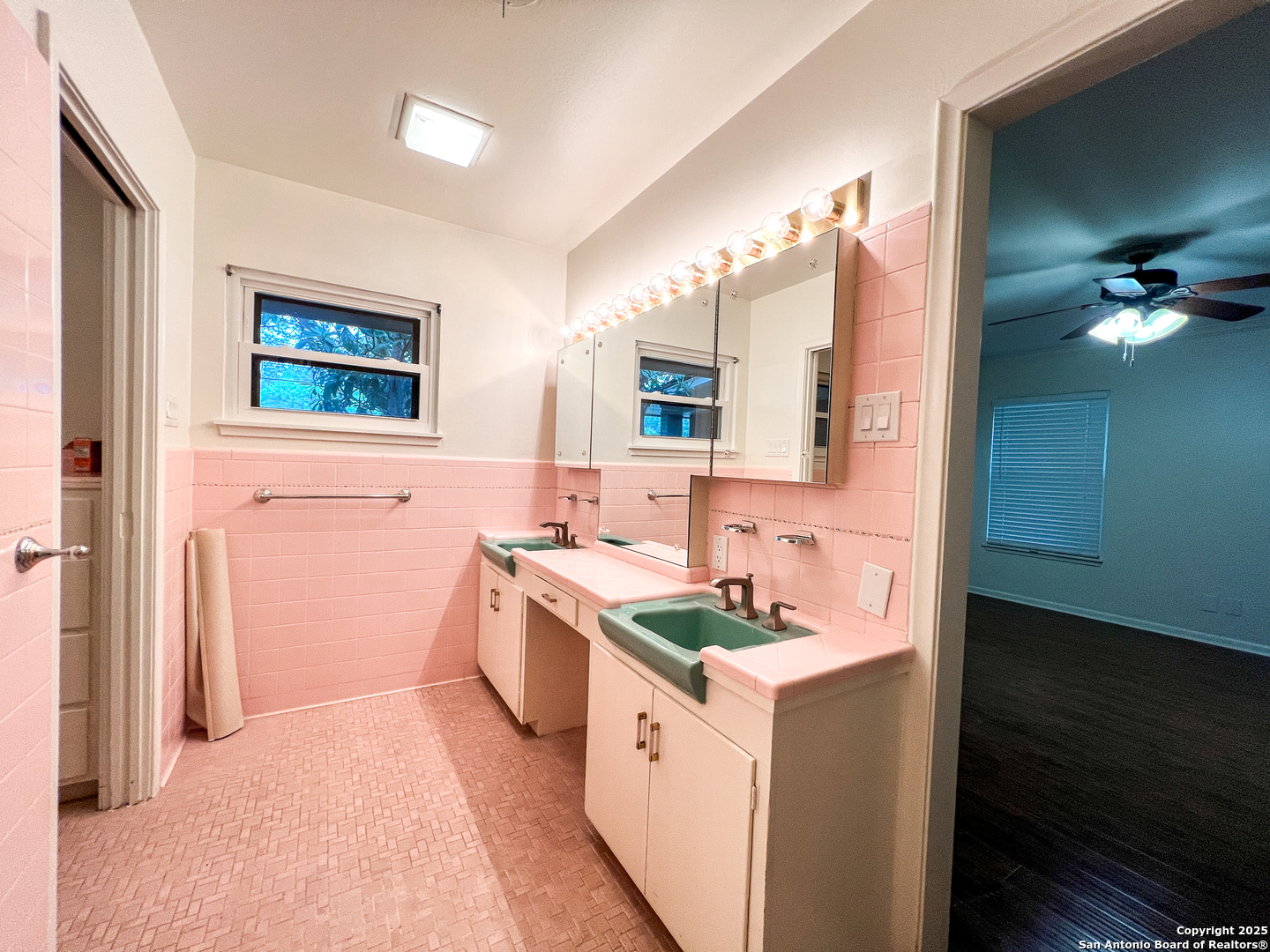 219 Laramie San Antonio TX 78209