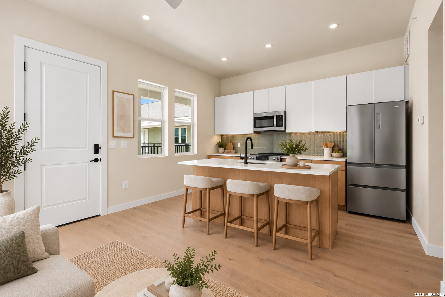 725 W Ashby Place San Antonio TX 78212