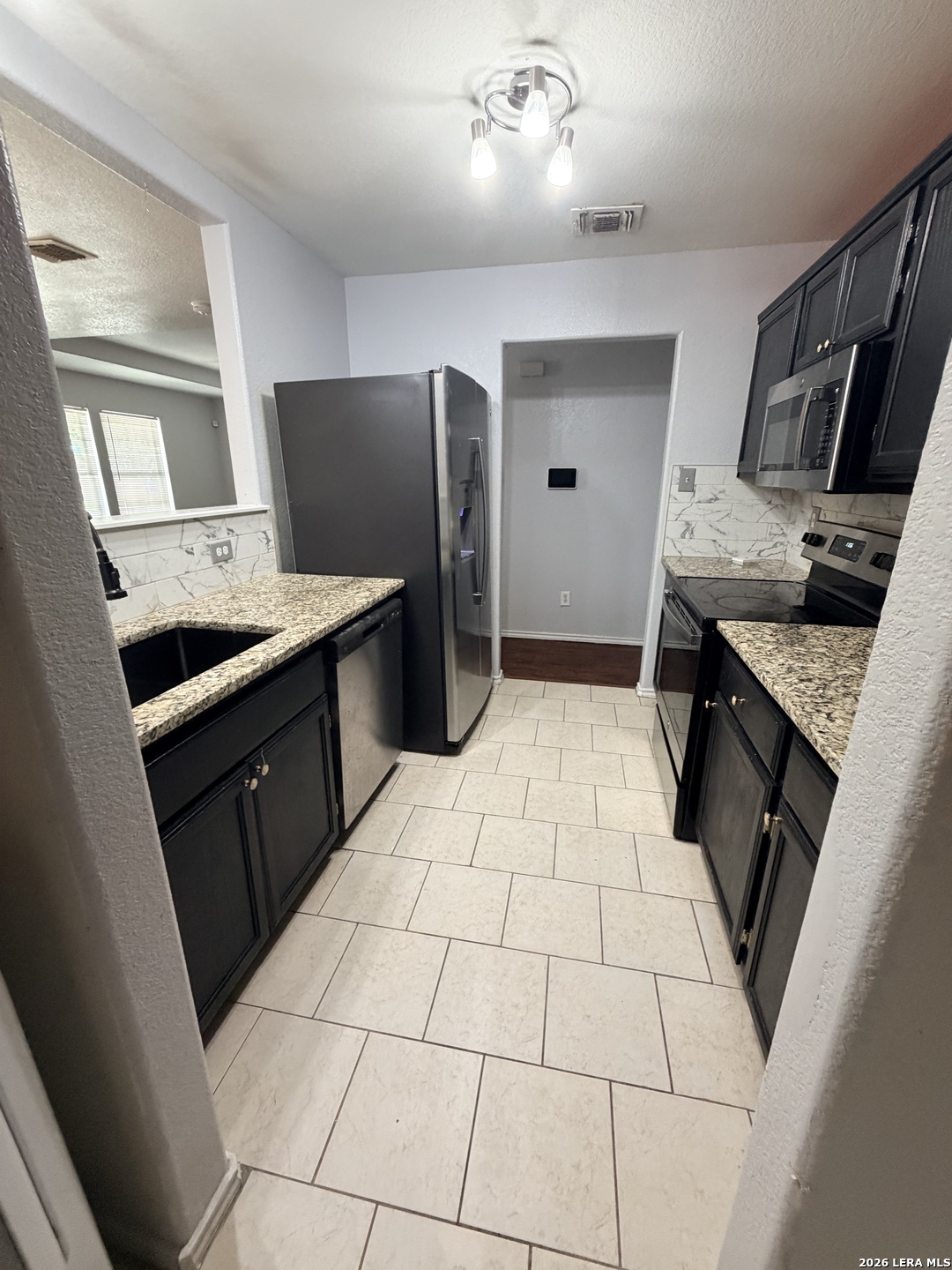 6131 Lake Victoria Street San Antonio TX 78222
