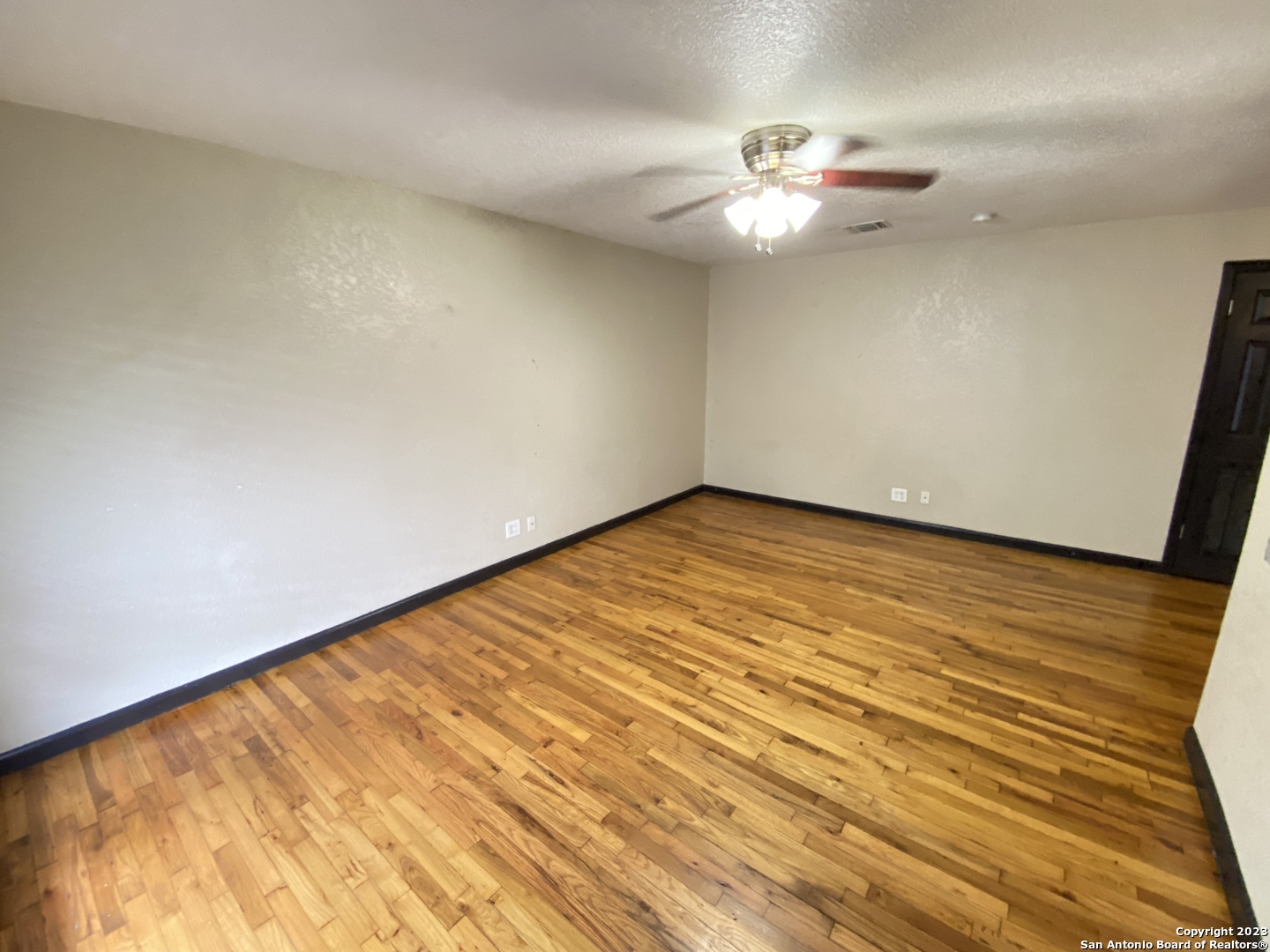 211 Natalen Avenue San Antonio TX 78209