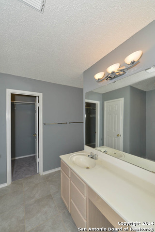 2929 Cottonwood Drive Schertz TX 78154