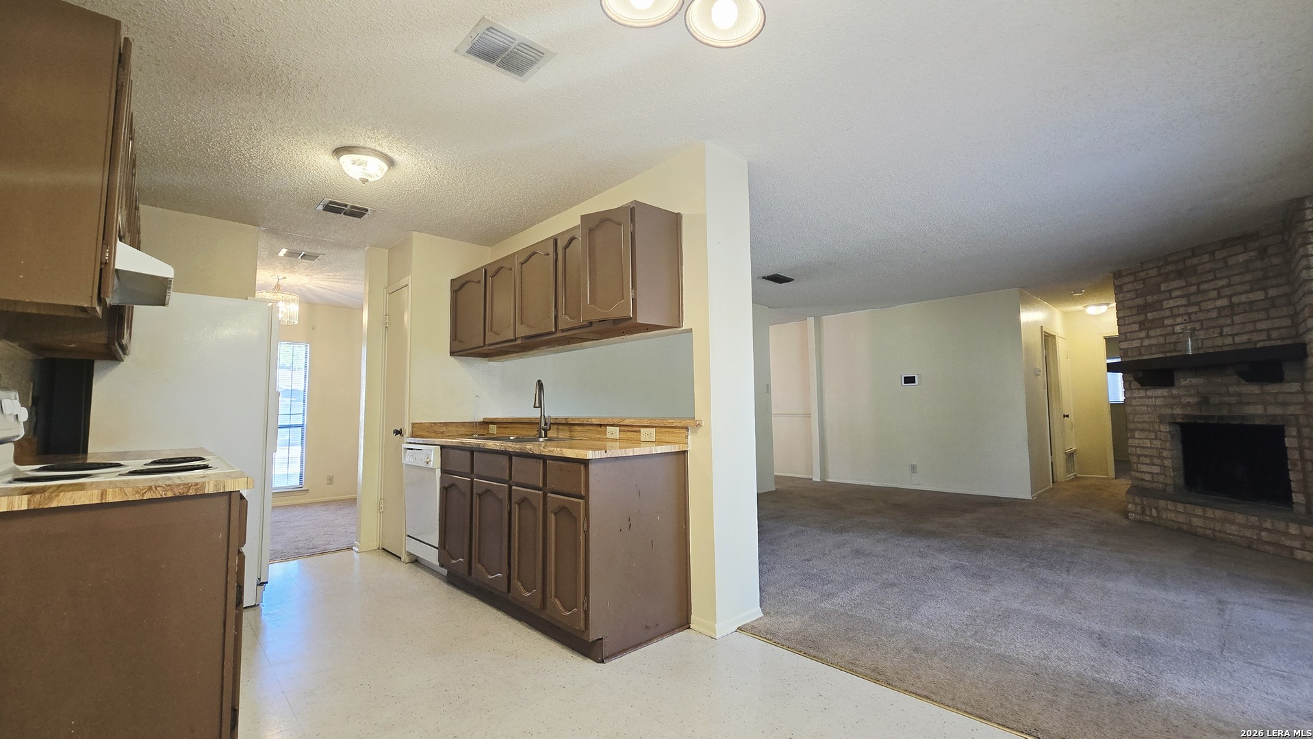2822 Johnson Grass San Antonio TX 78251