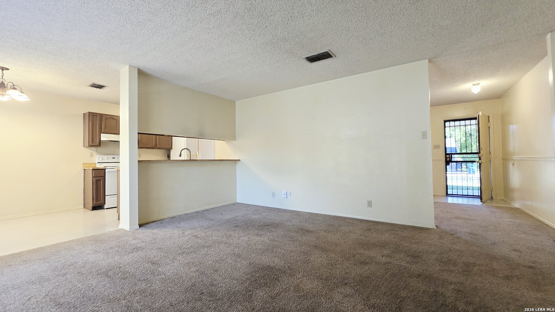 2822 Johnson Grass San Antonio TX 78251