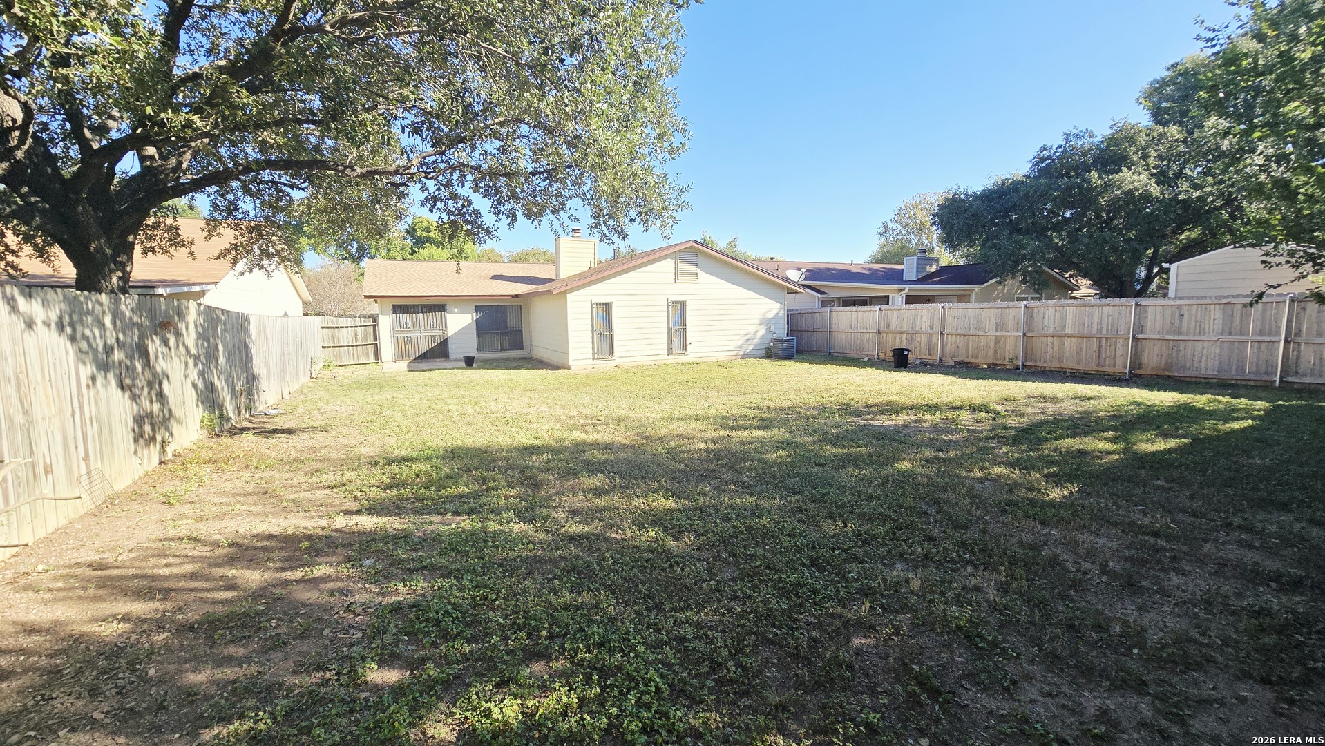 2822 Johnson Grass San Antonio TX 78251