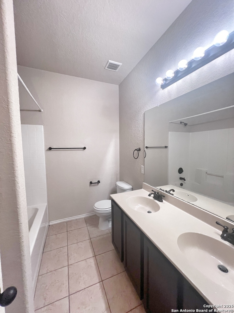 565-569 Creekside Circle New Braunfels TX 78130