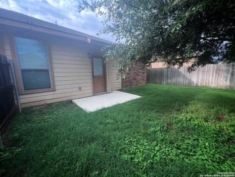 565-569 Creekside Circle New Braunfels TX 78130