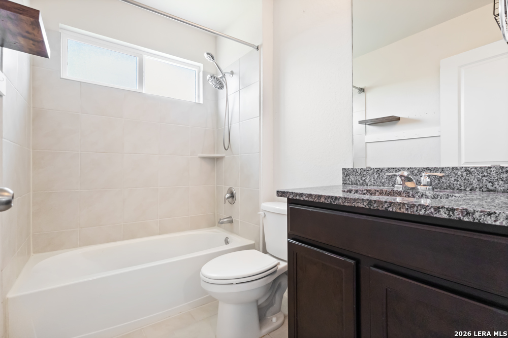 187 Scarlet Macaw San Antonio TX 78253