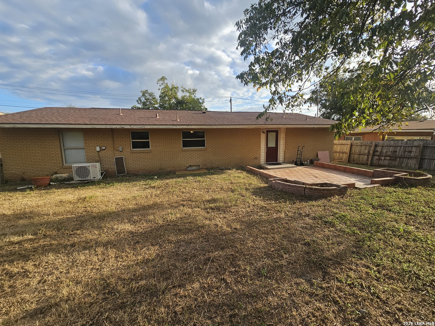1227 Oblate San Antonio TX 78216