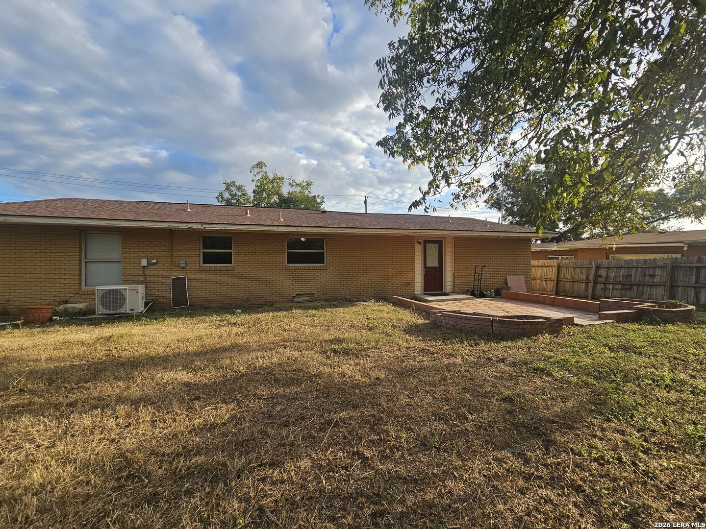 1227 Oblate San Antonio TX 78216
