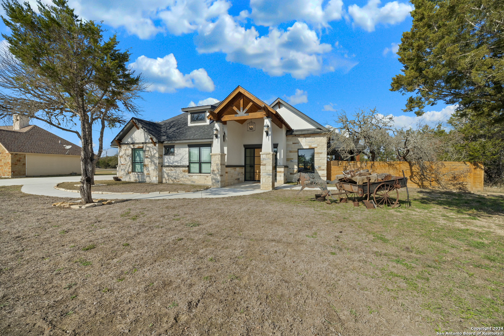 123 Broken Spur Circle Bandera TX 78003