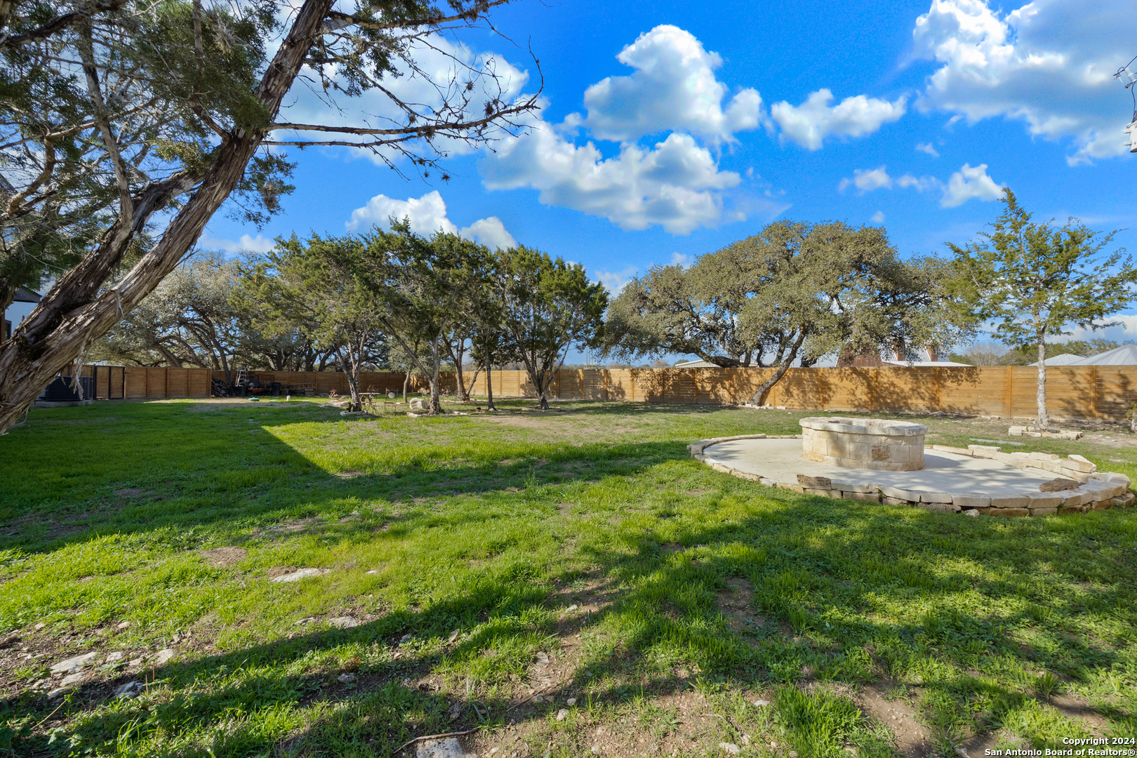 123 Broken Spur Circle Bandera TX 78003