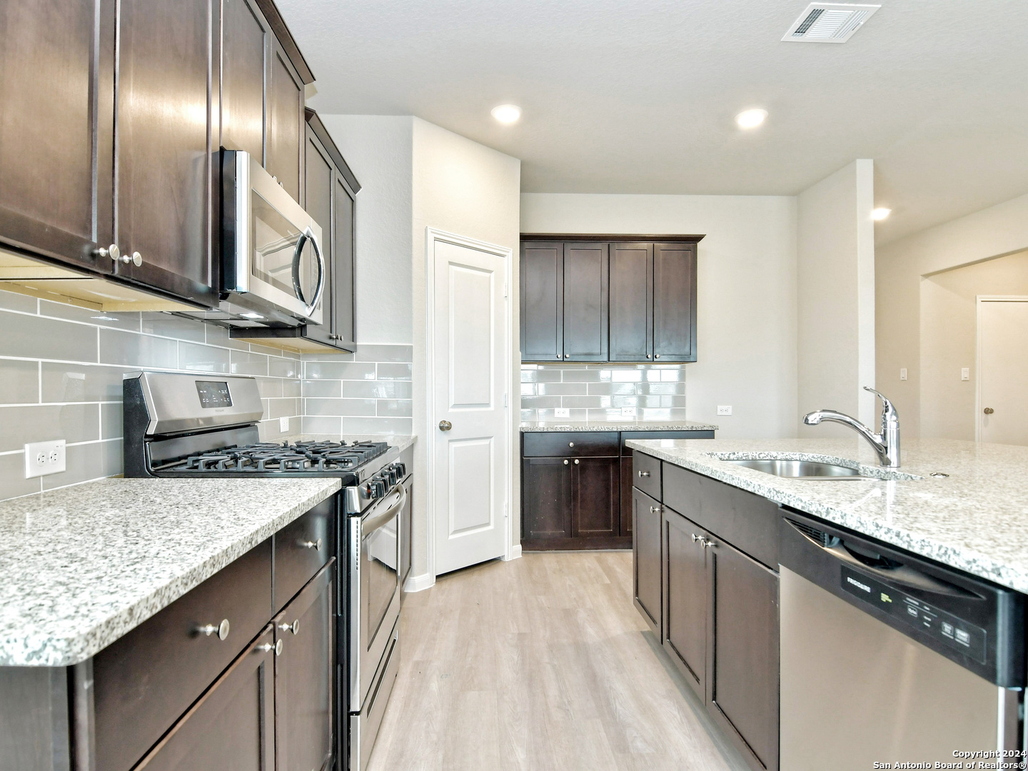 5332 Saunter Bulverde TX 78163