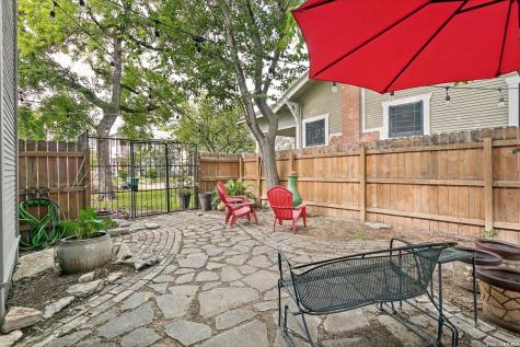 200 Queen Anne Court San Antonio TX 78209