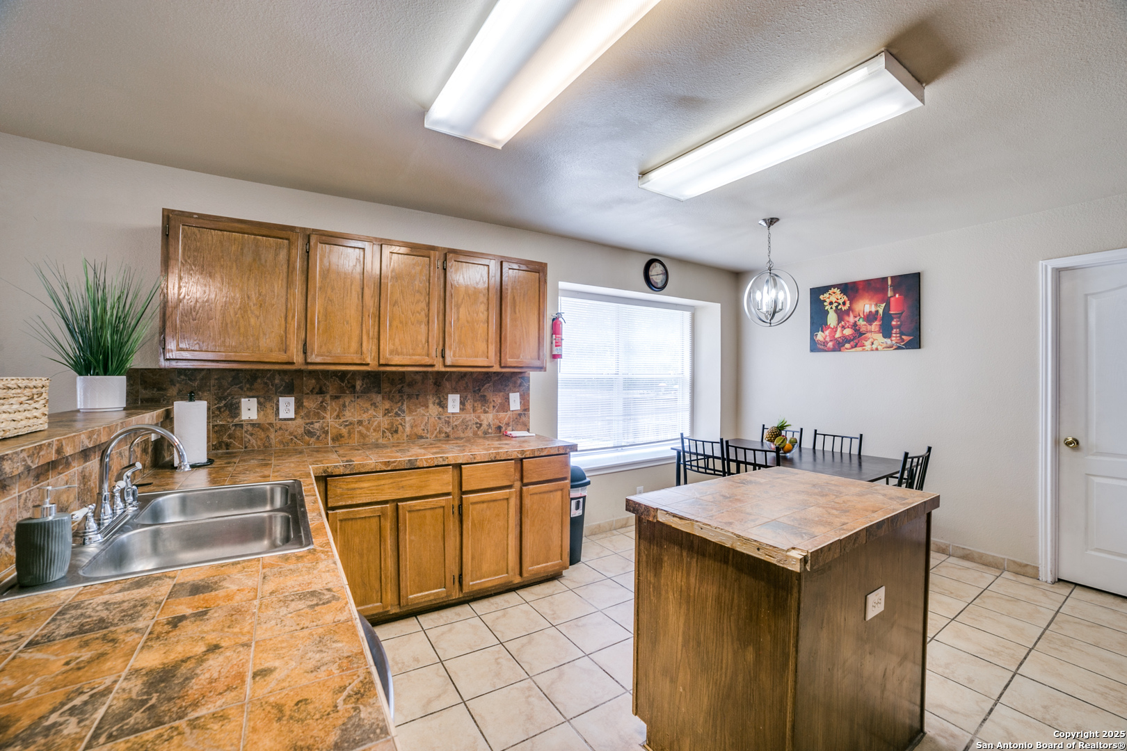 10626 Cat Mountain San Antonio TX 78251