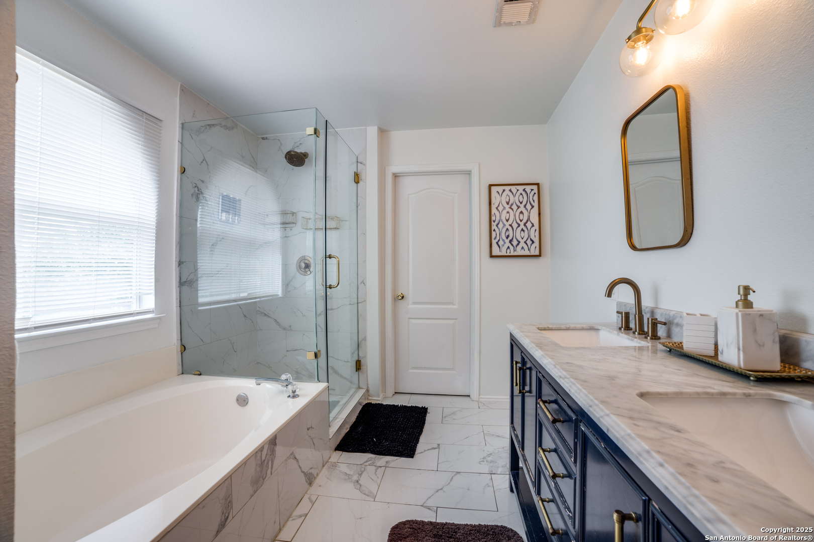 10626 Cat Mountain San Antonio TX 78251