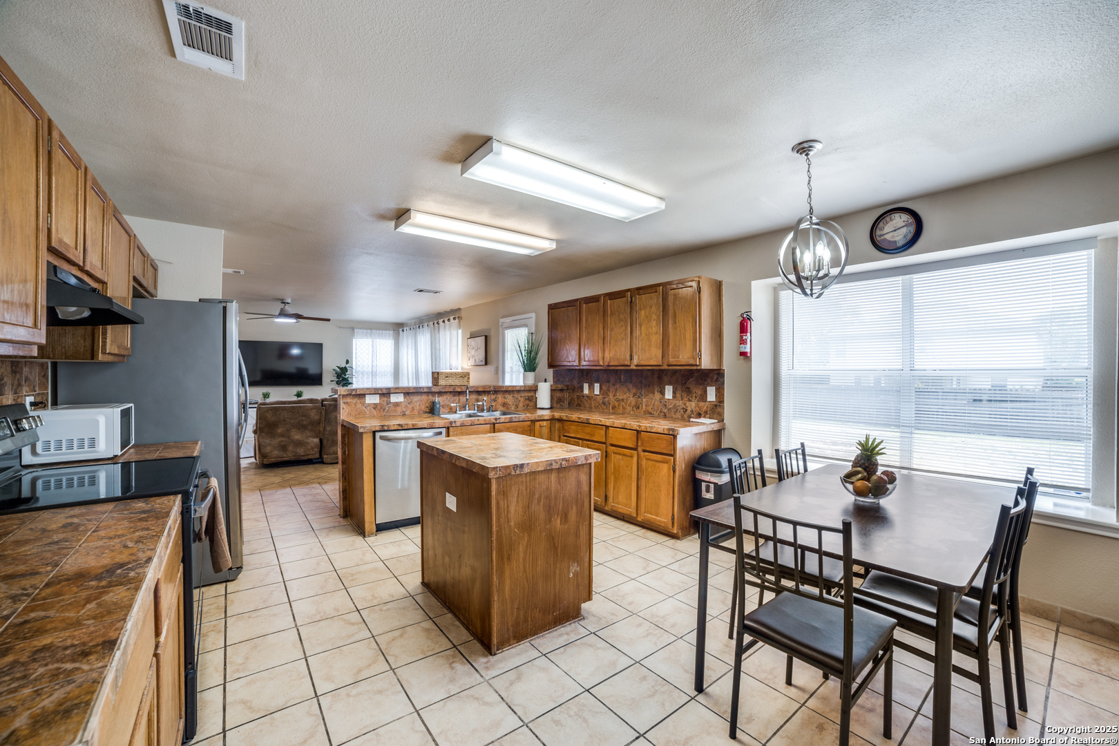 10626 Cat Mountain San Antonio TX 78251