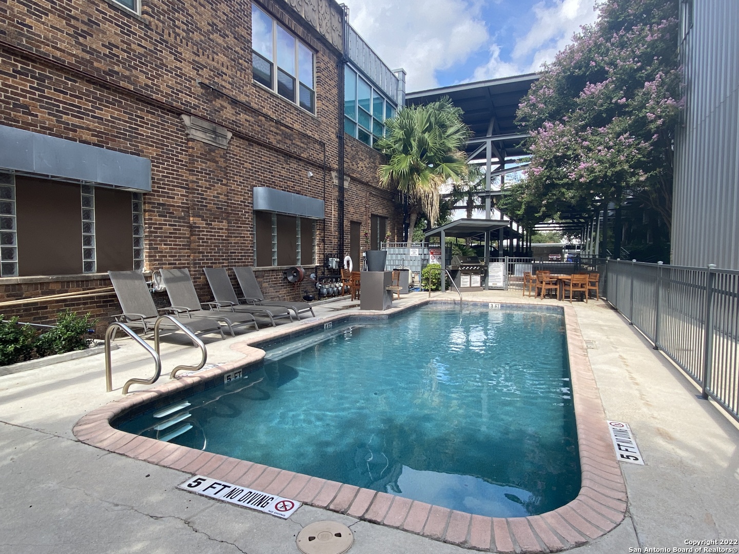 1339 S Flores Street San Antonio TX 78204