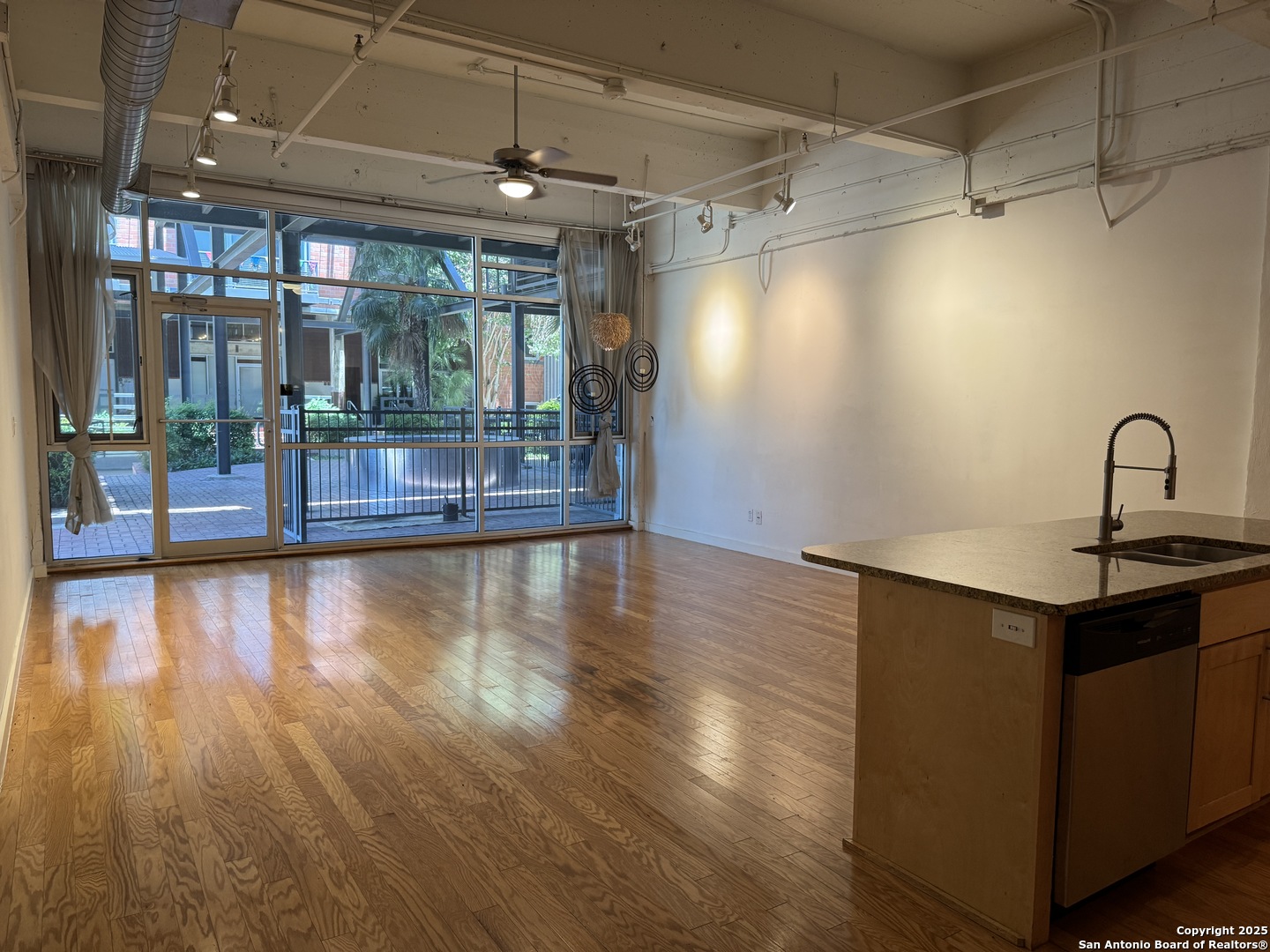 1339 S Flores Street San Antonio TX 78204