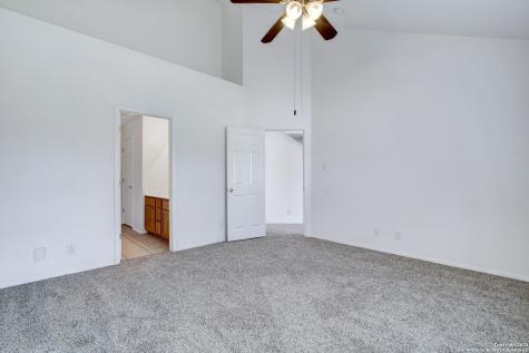 523 Granite Cliff San Antonio TX 78251