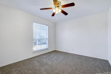 523 Granite Cliff San Antonio TX 78251