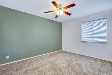 523 Granite Cliff San Antonio TX 78251