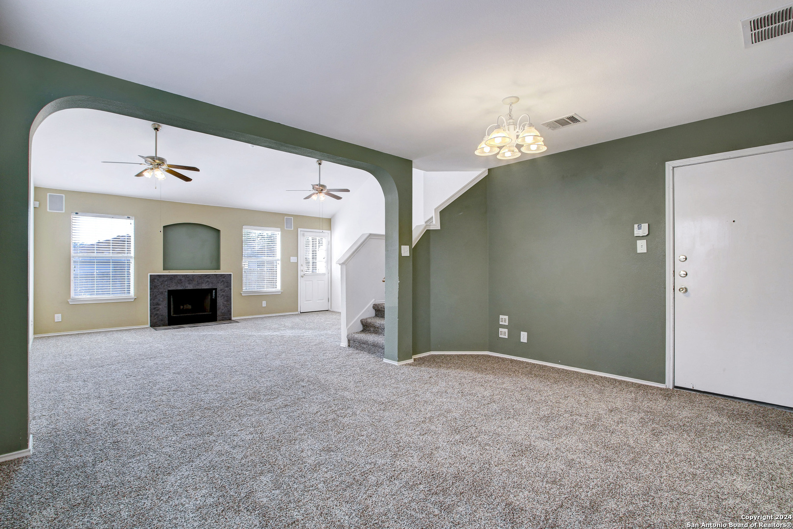 523 Granite Cliff San Antonio TX 78251