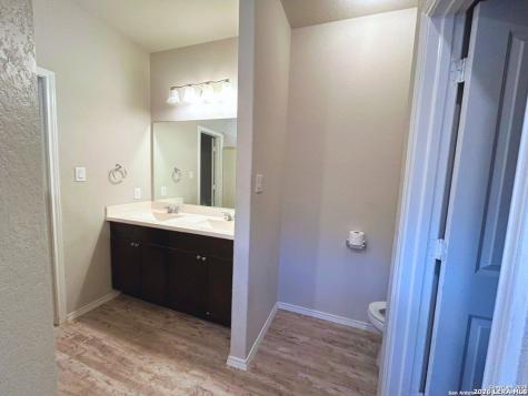 8531 Laxey Wheel San Antonio TX 78254
