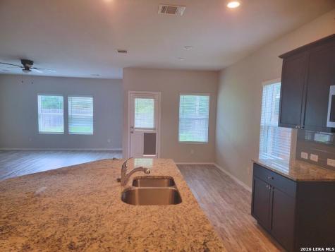 8531 Laxey Wheel San Antonio TX 78254