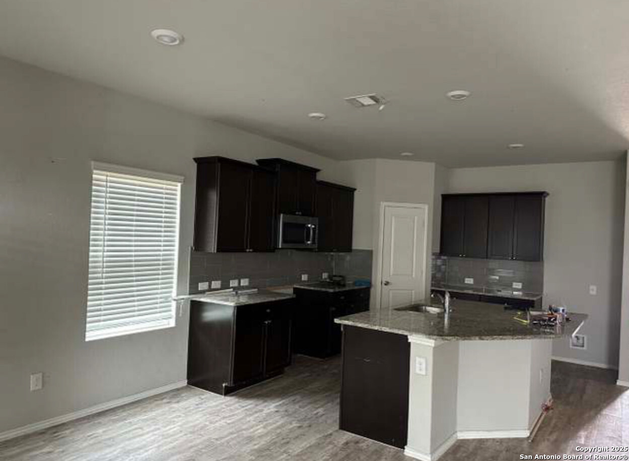8531 Laxey Wheel San Antonio TX 78254