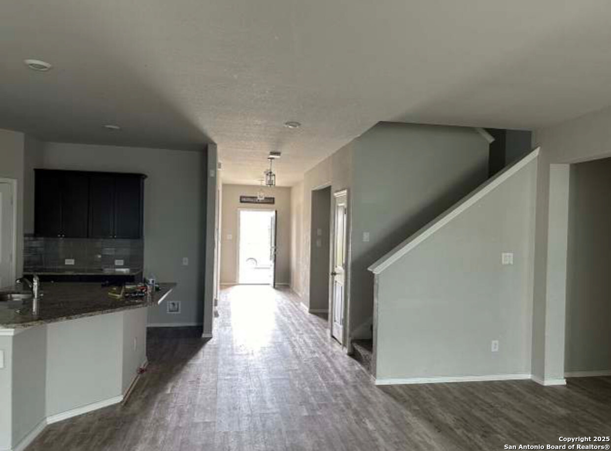 8531 Laxey Wheel San Antonio TX 78254