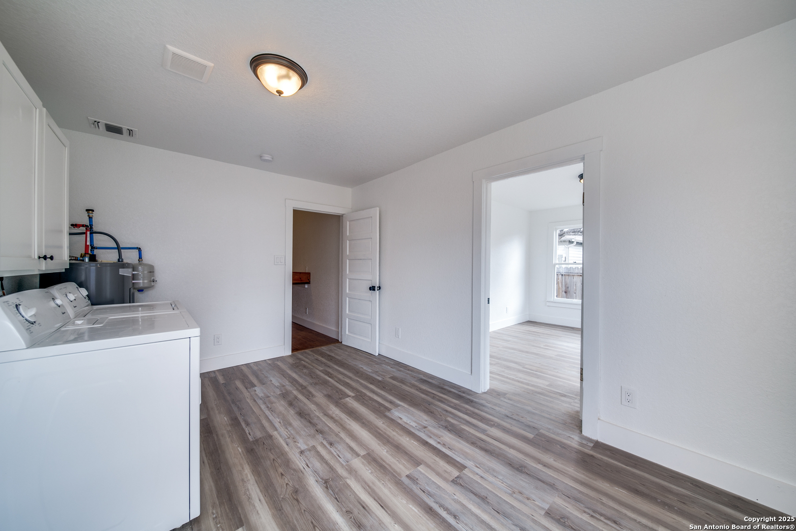 322 E Locust San Antonio TX 78212