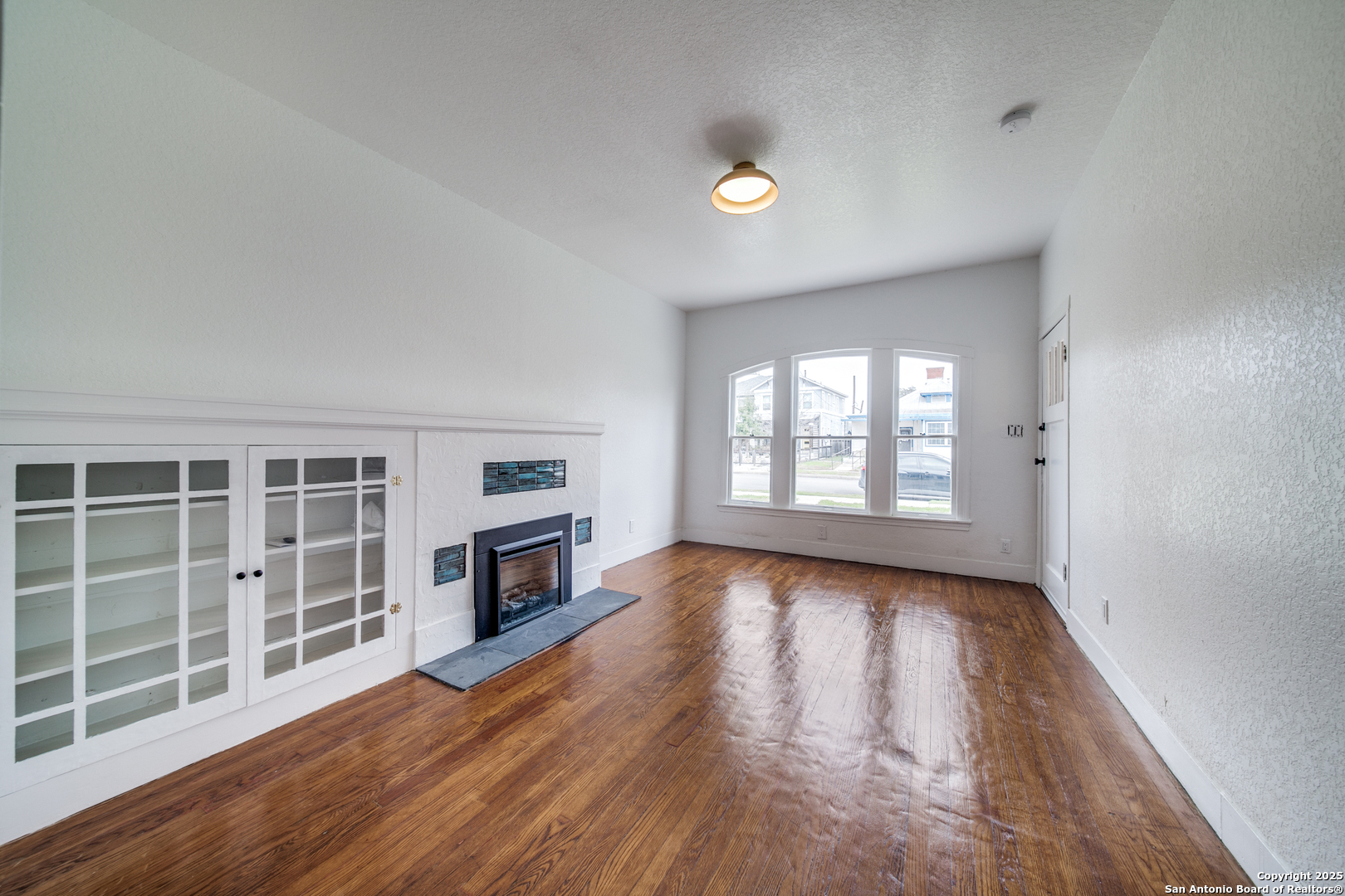 322 E Locust San Antonio TX 78212