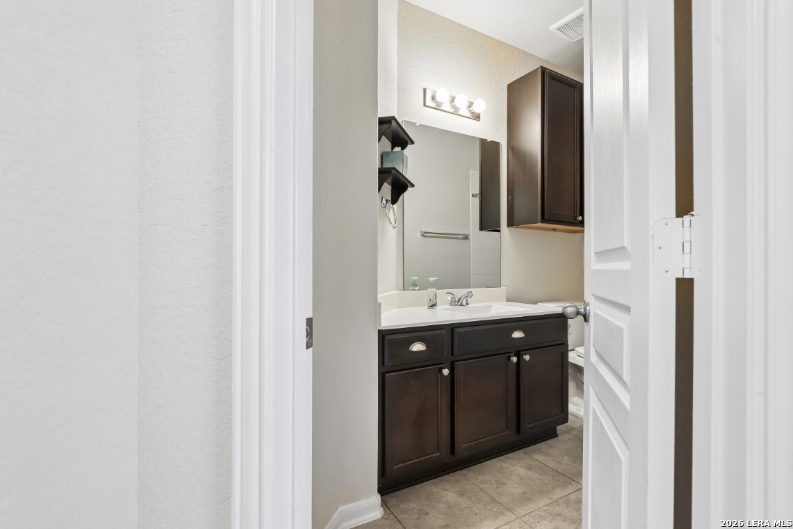 1807 Golden Maple San Antonio TX 78245