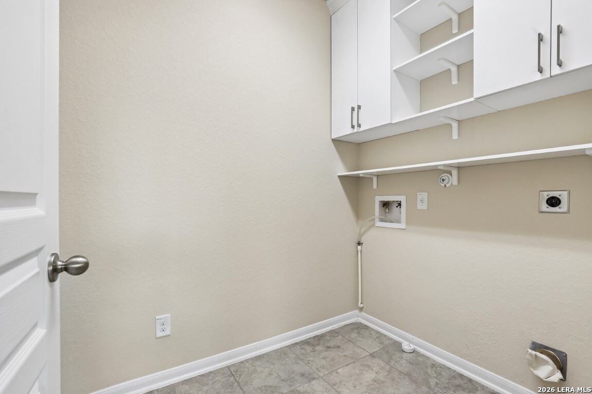 1807 Golden Maple San Antonio TX 78245
