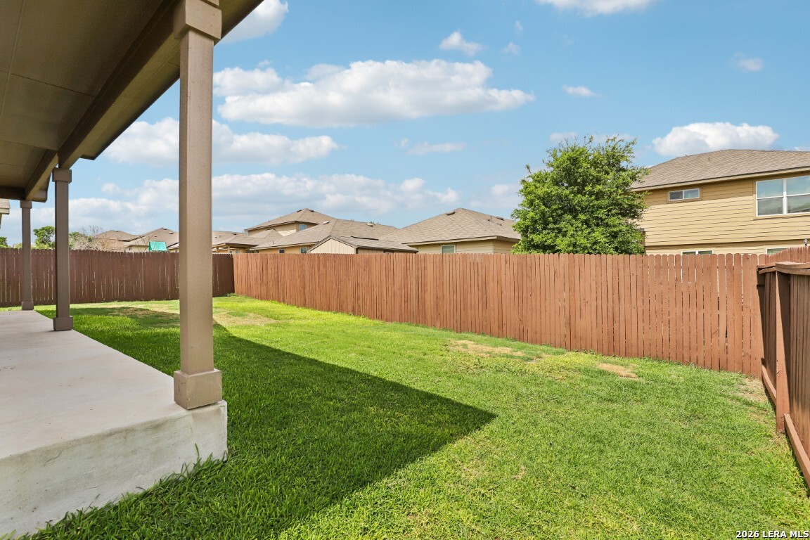 1807 Golden Maple San Antonio TX 78245